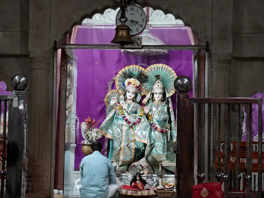 Affordable Hotel Stay Near Mathura